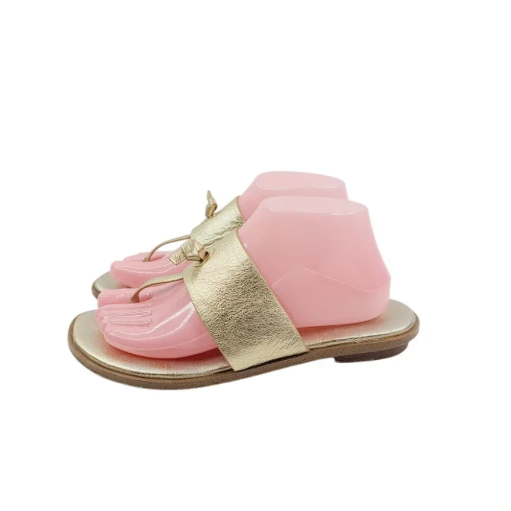 Michael Kors Women's Gold Leather Slip-On‎ Luxe Flat Thong Sandal Size 8.5